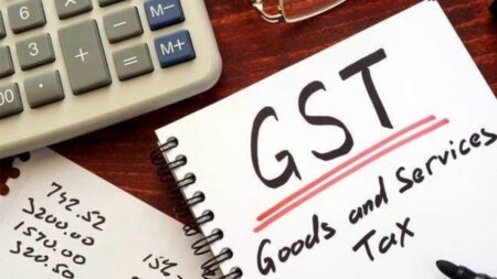 August GST collections cross the Rs 1 lakh crore mark indicating economic recovery.