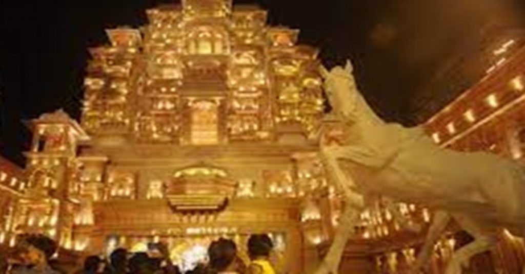 Durga Puja Pandal theme from Bollywood to Kolkata