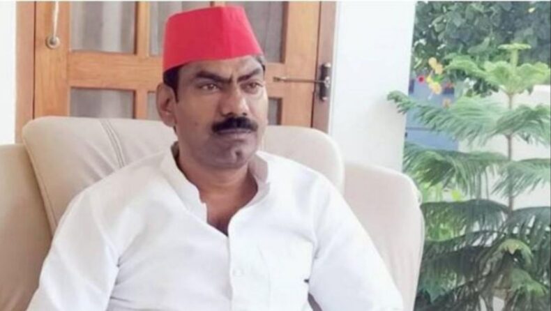 Samajwadi Party candidate got hunched by known men