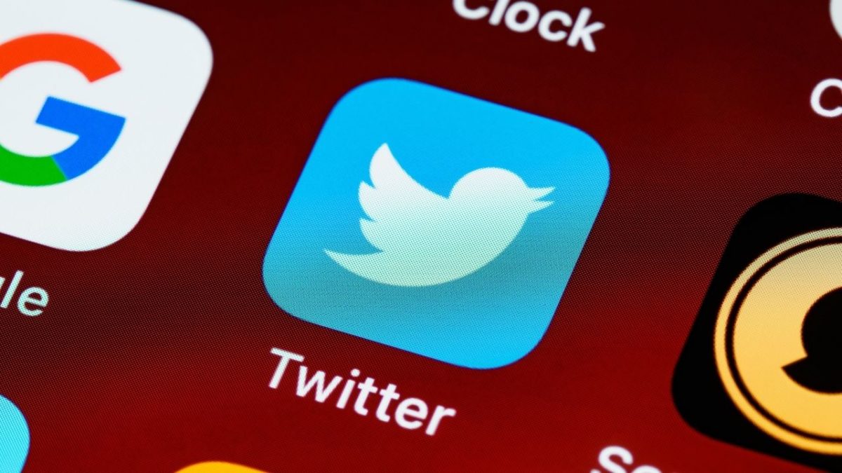 Twitter: Indian content removal penalties pose risk for company 