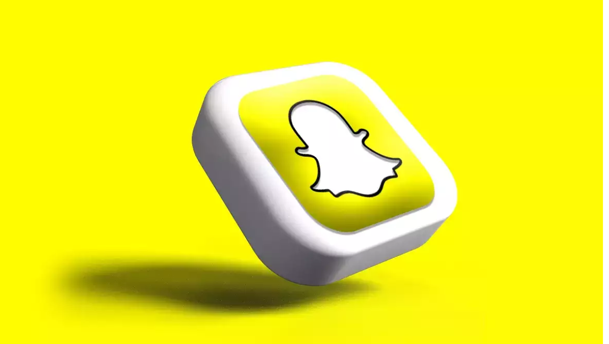 Snapchat introduces real-time live location sharing feature