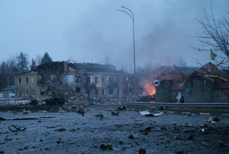 Russia-Ukraine Update: Russian forces advance in Ukraine as shelling continues