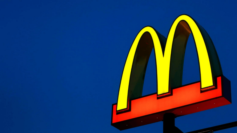 McDonald’s, Starbucks, Coco-Cola join 290 other companies in suspending operations in Russia over the Ukraine war