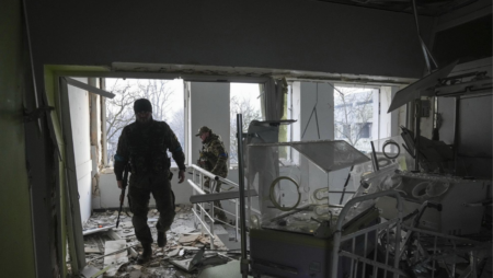 A Pregnant women died after Russia bombed the hospital - Asiana Times