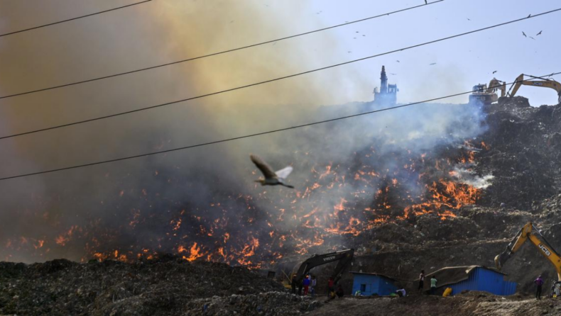 FIR registered after landfill fire in Ghazipur