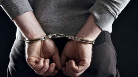 Gold Bars Weighing 2 kg Seizes: Assam police Arrests Smugglers