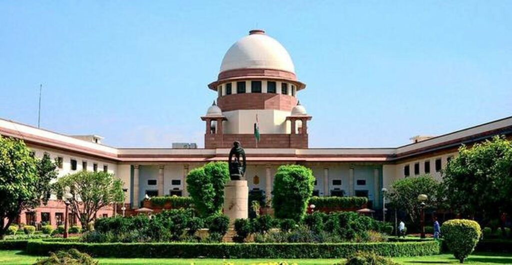 Anganwadi workers are privileged to experience the payment of gratuity: SC  - Asiana Times