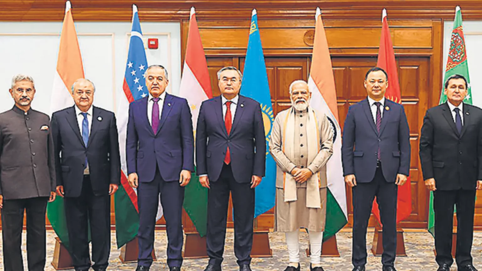 PM Modi meets leaders of 5 countries