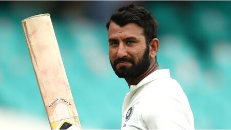 Cheteshwar Pujara's Six