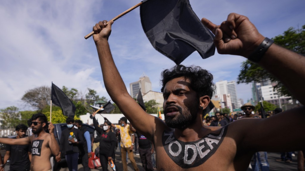 Sri Lanka PM calls protestors to join governance  - Asiana Times