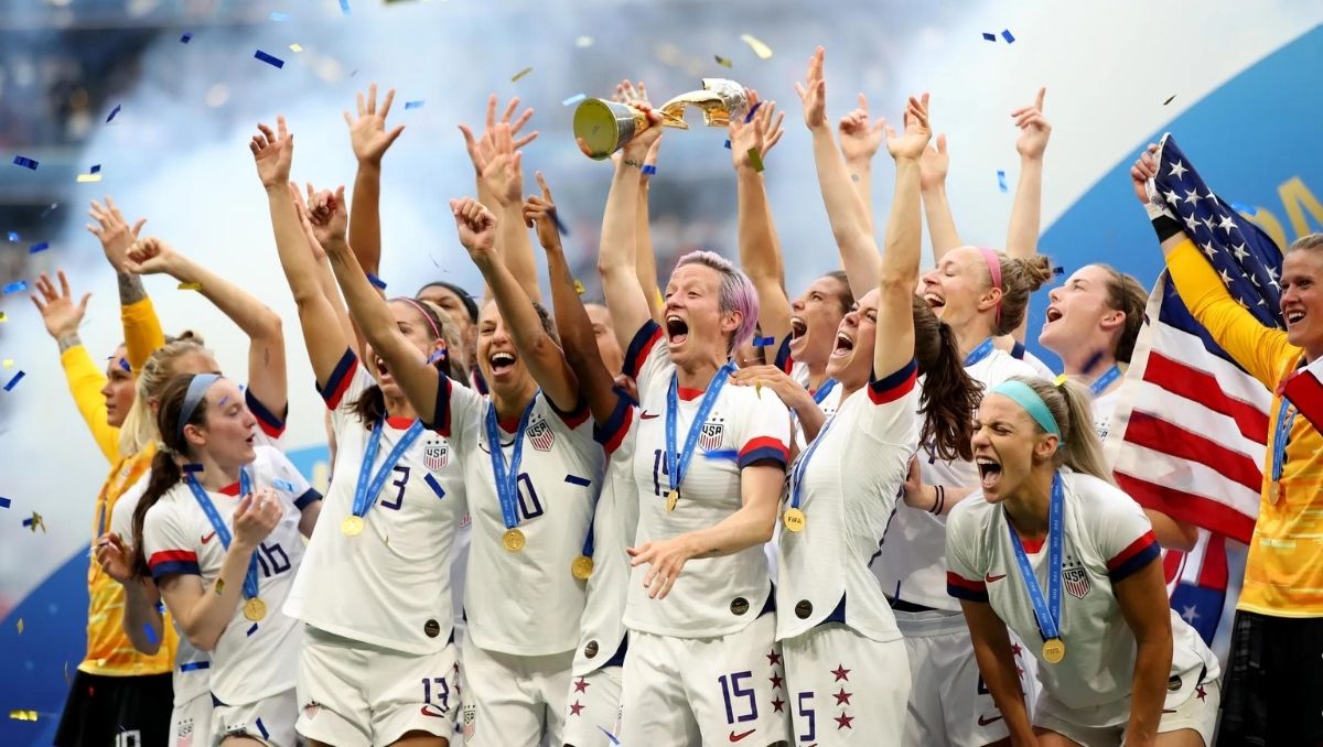 U.S. men's and women's teams strike equal pay deal with the governing body