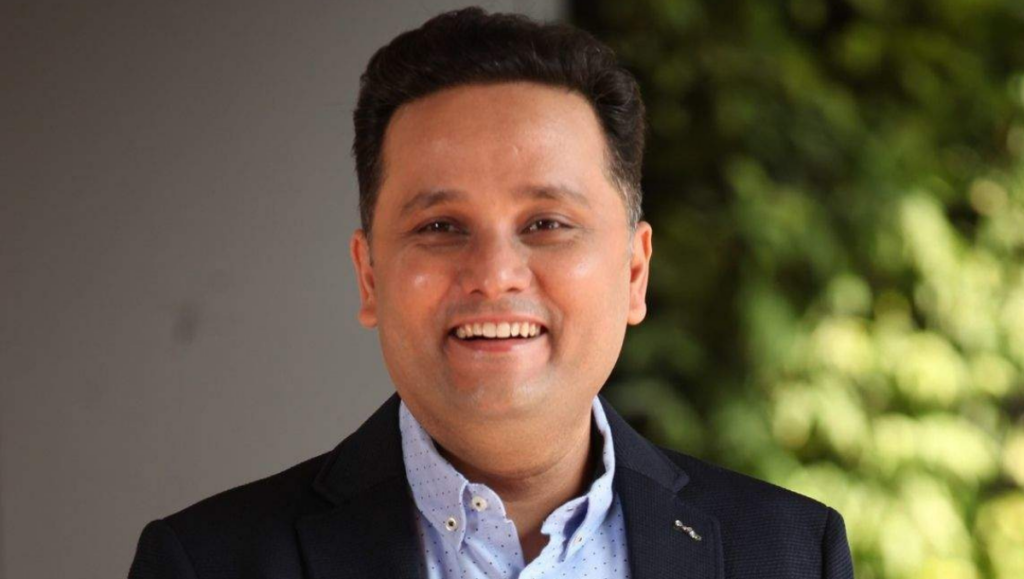 Amish Tripathi announces the ‘War of Lanka’ book launch, explaining the delay in publication. - Asiana Times