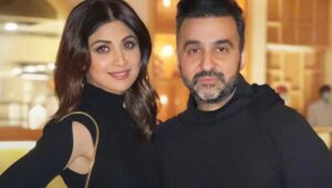 Raj Kundra gets mobbed by ED