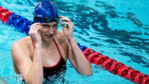 Fina bans trans swimmers from women’s elite events - Asiana Times
