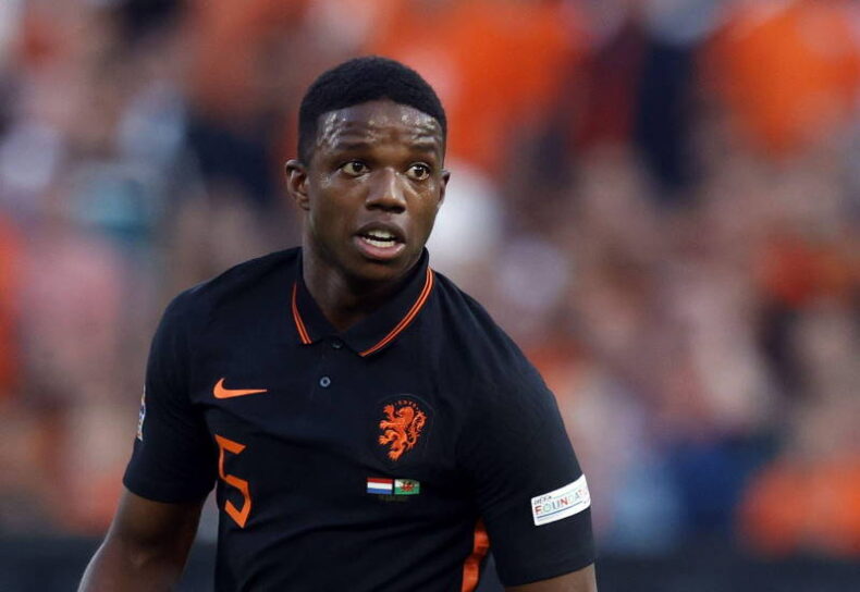 Manchester United Wants to Buy off Tyrell Malacia, is close with Barcelona for De Jong