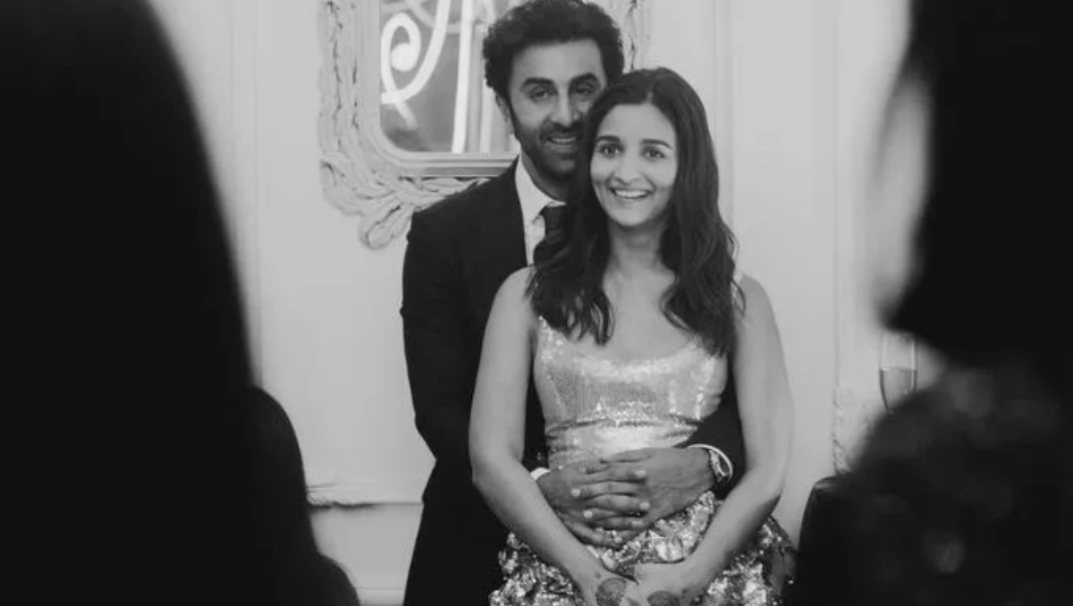 Alia Bhatt and Ranbir Kapoor announce their pregnancy with a sweet Instagram picture