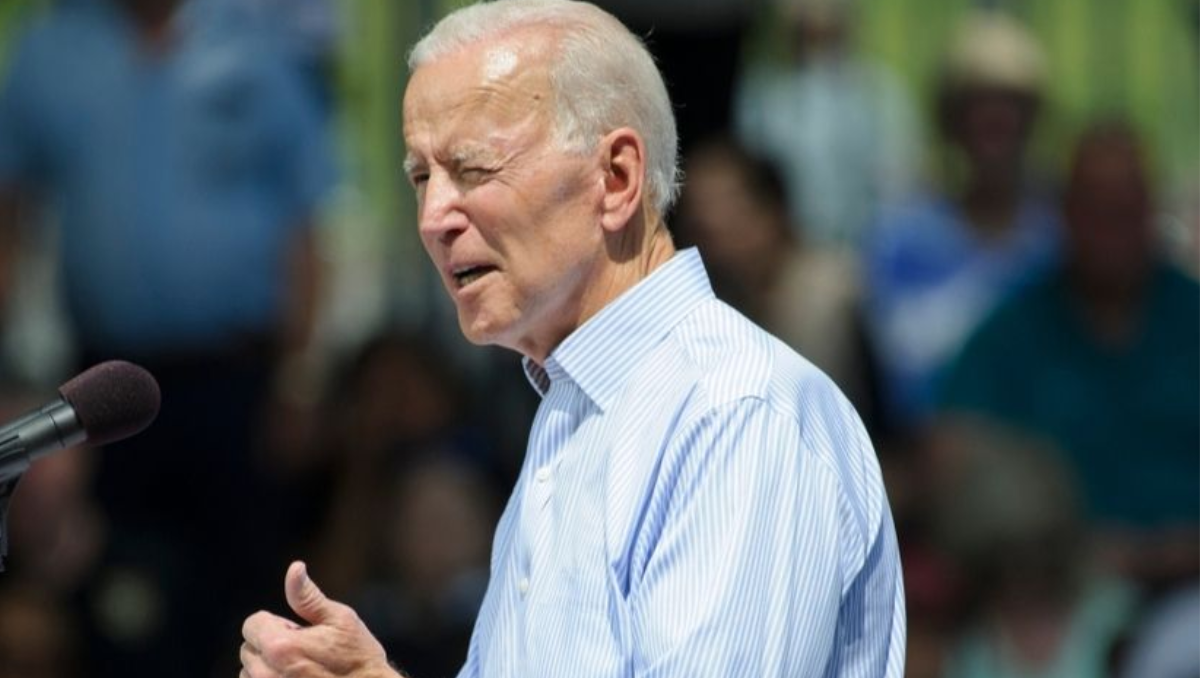 Biden calls for a ban on assault and gun age restrictions