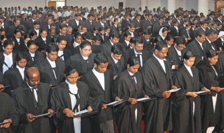 Kerala Government to give a monthly stipend of 3000 to lawyers with below three years of experience - Asiana Times