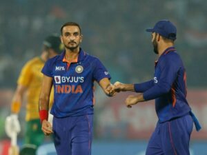 Harshal Patel took four wickets, while Yuzvendra Chahal got three wickets