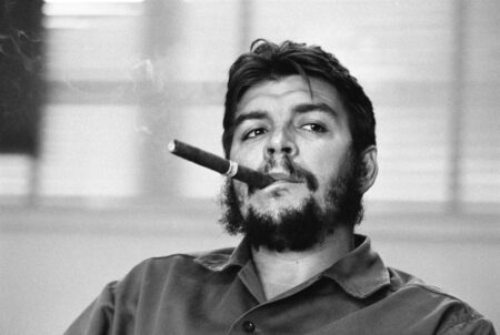 Che Guevara turns 94 years today; know about the man behind Cuban Revolution