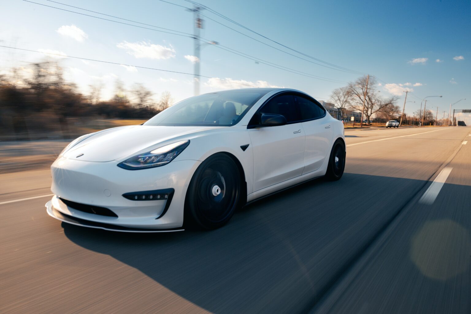 Tesla's ‘Phantom slowing down' issue is deteriorating, and the US government has questions-<em>NHTSA says it has gotten 758 grumblings of surprising slowing down</em> - Asiana Times