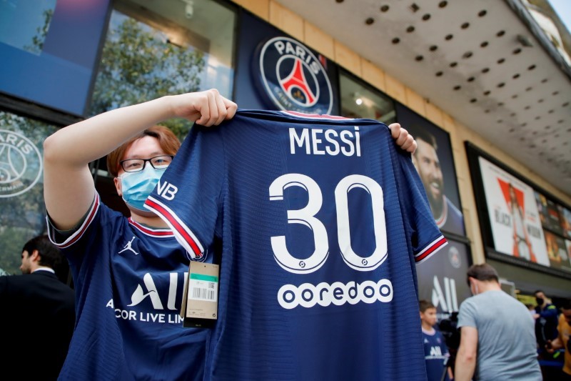 Lionel Messi has broken Cristiano Ronaldo's replica shirt sales record - Asiana Times