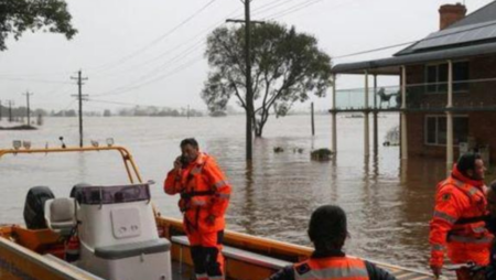 Flood in Austria worsens as several more flee from Sydney homes