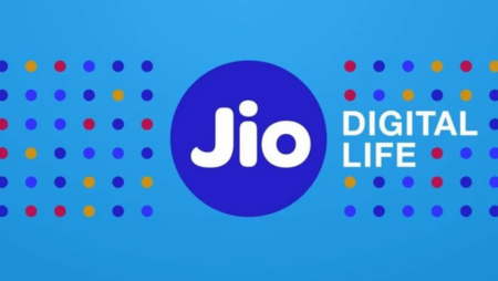Jio puts in the highest money at ₹14,000 crores for the 5G auction