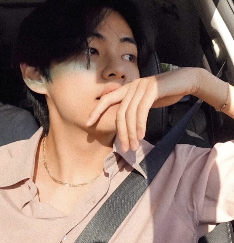 BTS’ V Shares His Driving Playlist In His New ‘Drive Vlog’ - Asiana Times