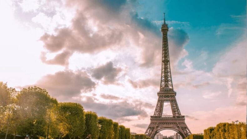Eiffel Tower in Urgent Need Of Repair