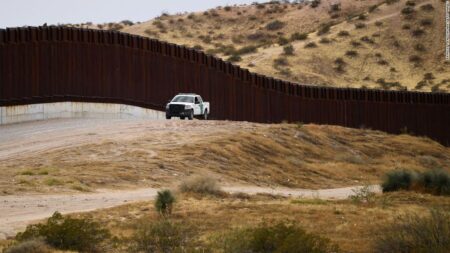 Mexico will give $1.5 billion to help build the U.S. border wall. - Asiana Times