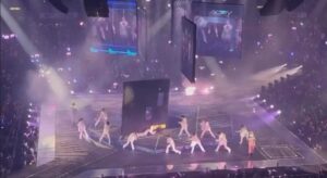 Giant Screen Collapses at Boy Band Mirror's Hong Kong Concert, Many Got Hurt! - Asiana Times