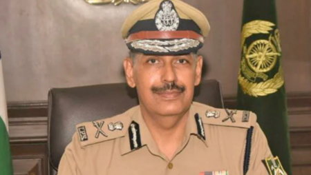 Sanjay Arora to replace Asthana as Police commissioner of Delhi.