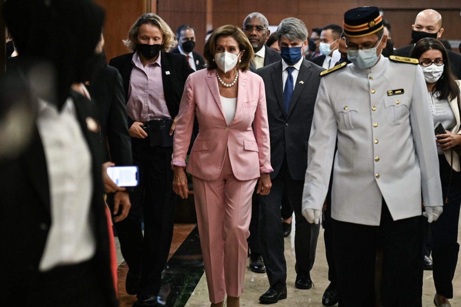 Nancy Pelosi Set to Visit Taiwan amidst Chinese Warnings