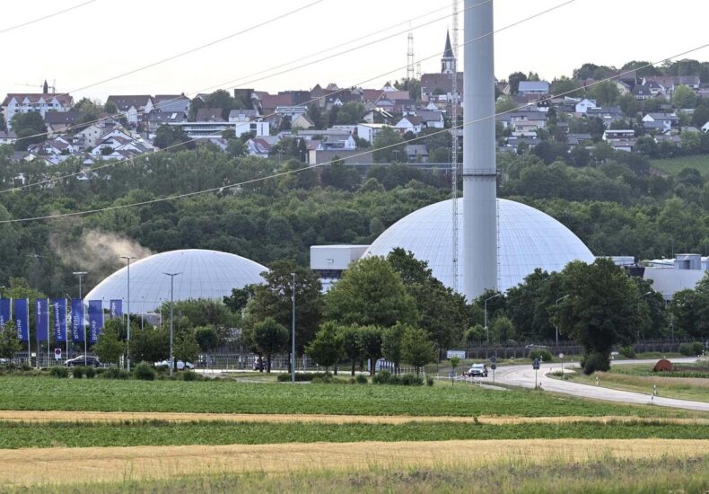 Germany Argues for Nuclear Shutdown Amid Gas Shortage