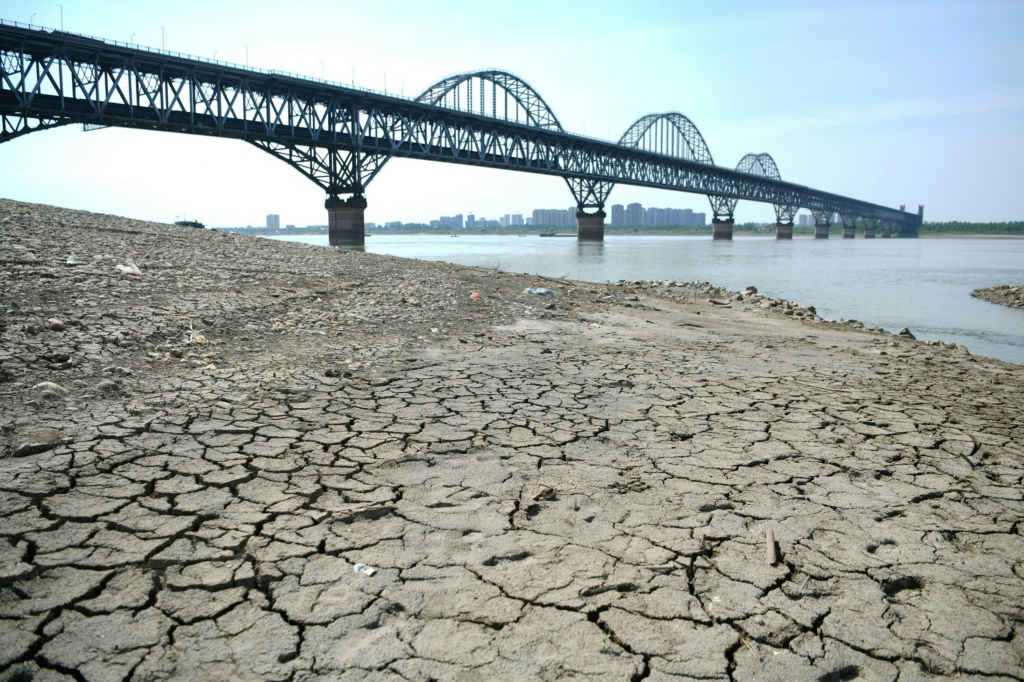 China issues yellow alert for nationwide drought