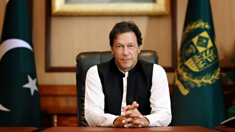 Imran Khan: Pakistan is becoming a 'Banana Republic' - Asiana Times