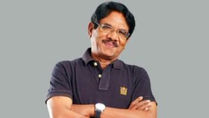 Bharathiraaja - The epic Play maker. Rewind for His great creationRail - Kizhakke Pogum Rail.