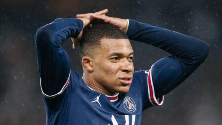 Mbappe misses the season opener against Clermont Foot