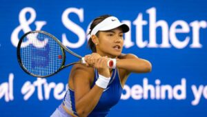 Emma Raducanu defeats Serena Williams in the Cincinnati opener