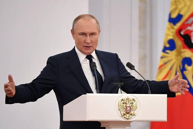 Putin Revives the Soviet “Mother Heroine” Title on Monday