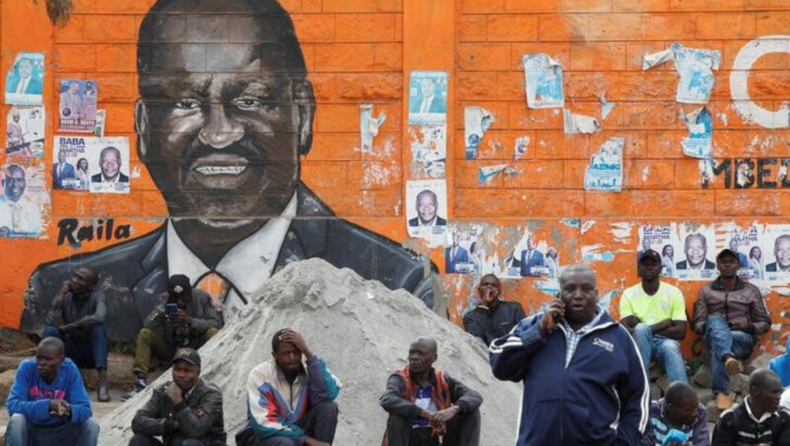Odinga takes a lead in Kenya’s presidential race, shows official results