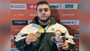 Pakistani Weightlifter Inspired by Mirabai after Winning Gold