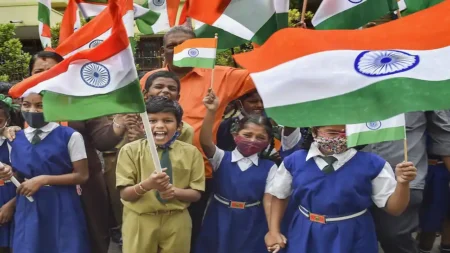Independence Day School Nostalgia - Asiana Times