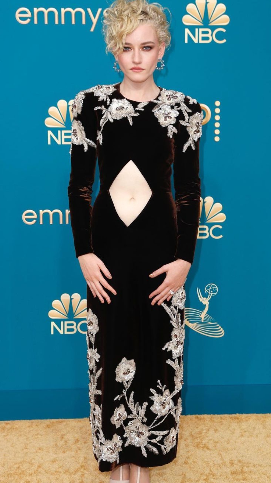 Best-Dressed Stars At The 2022 Emmy Awards; Checkout - Asiana Times