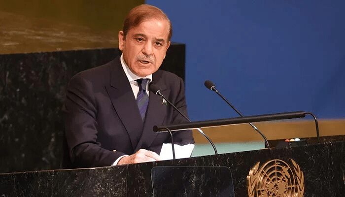 Pakistan PM Sharif invokes Kashmir issue at UNGA, India replies