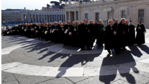 Pope dissolves Knights of Malta leadership, issues new constitution