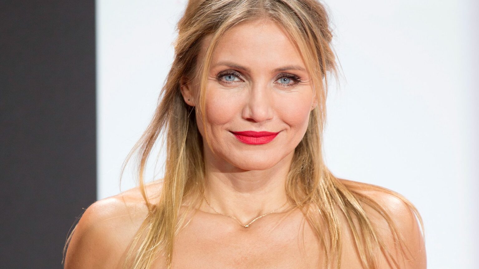 Cameron Diaz Says Acting Feels "Different" After She's Taken a Break From Hollywood - Asiana Times
