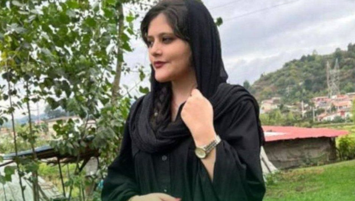 Iranian journalist in detention because of Mahsa Amini