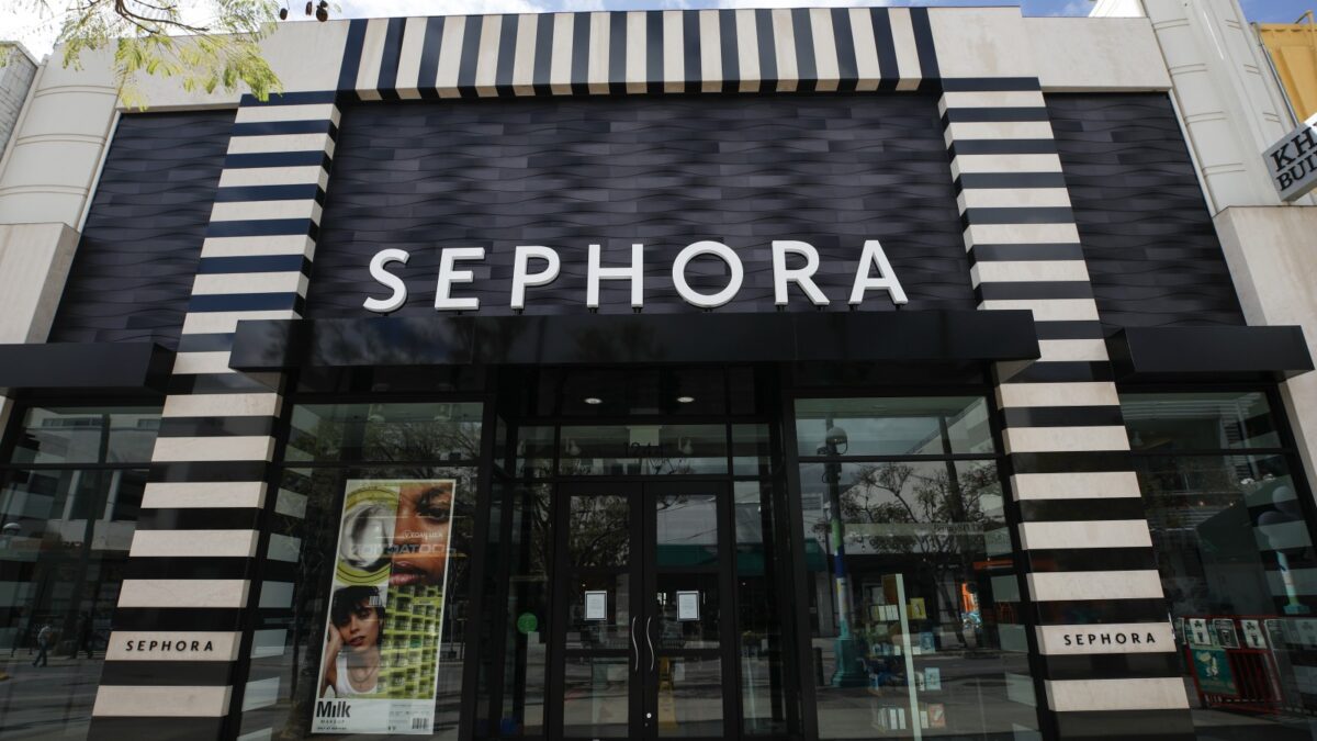 Reliance Retail to take over Sephora, 1st Step Towards Beauty Industry - Asiana Times